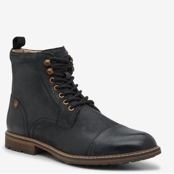 Boots - Picture 7 of 11